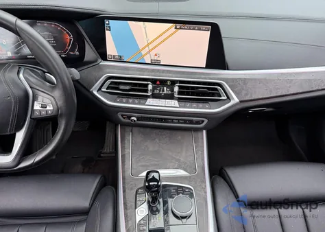 2022 BMW X5 xDrive40I z USA, uszkodzony, nr VIN 5UXCR6C09N9J55343